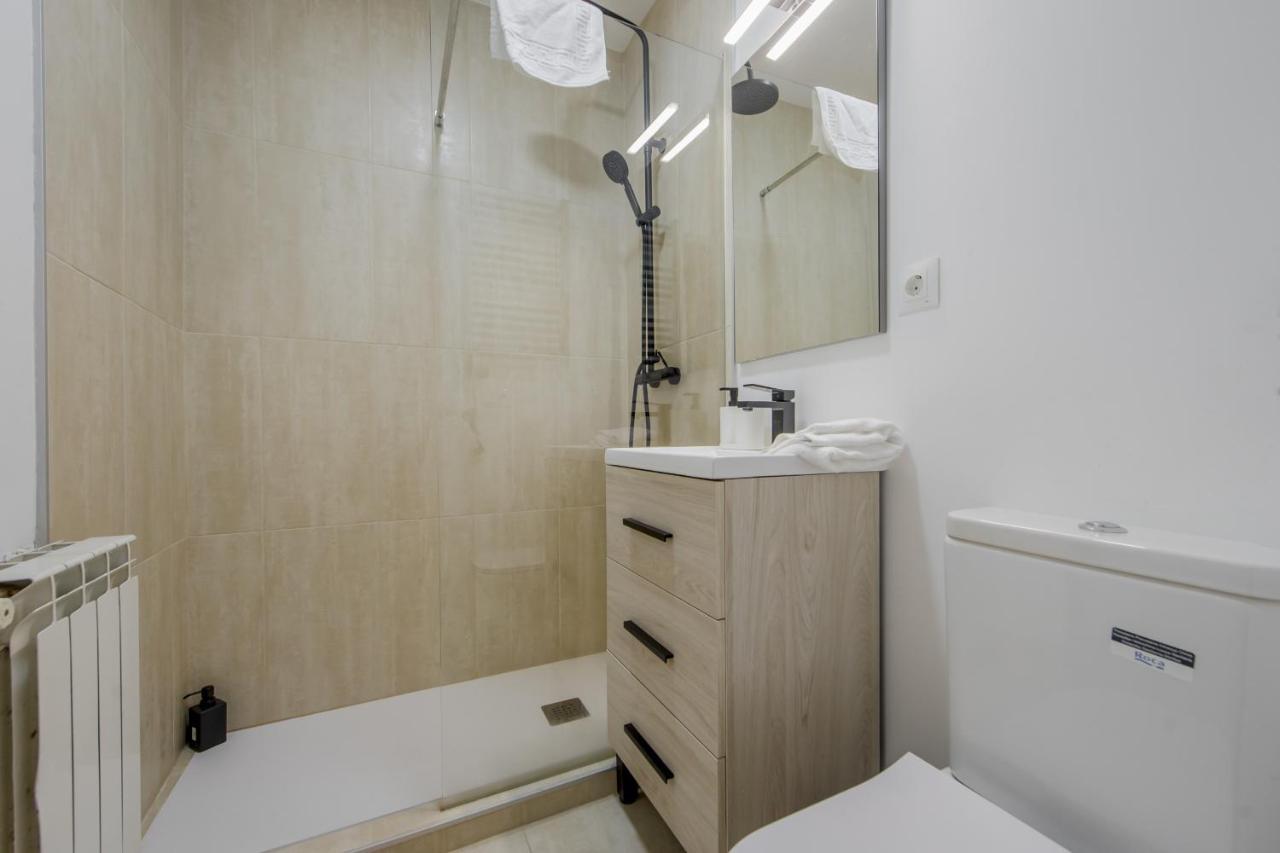 Premium Apt Para 9P En C/Olmo - Centro De مدريد المظهر الخارجي الصورة